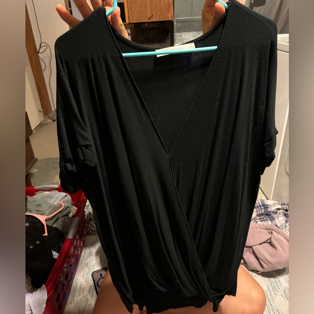 Black criss cross top